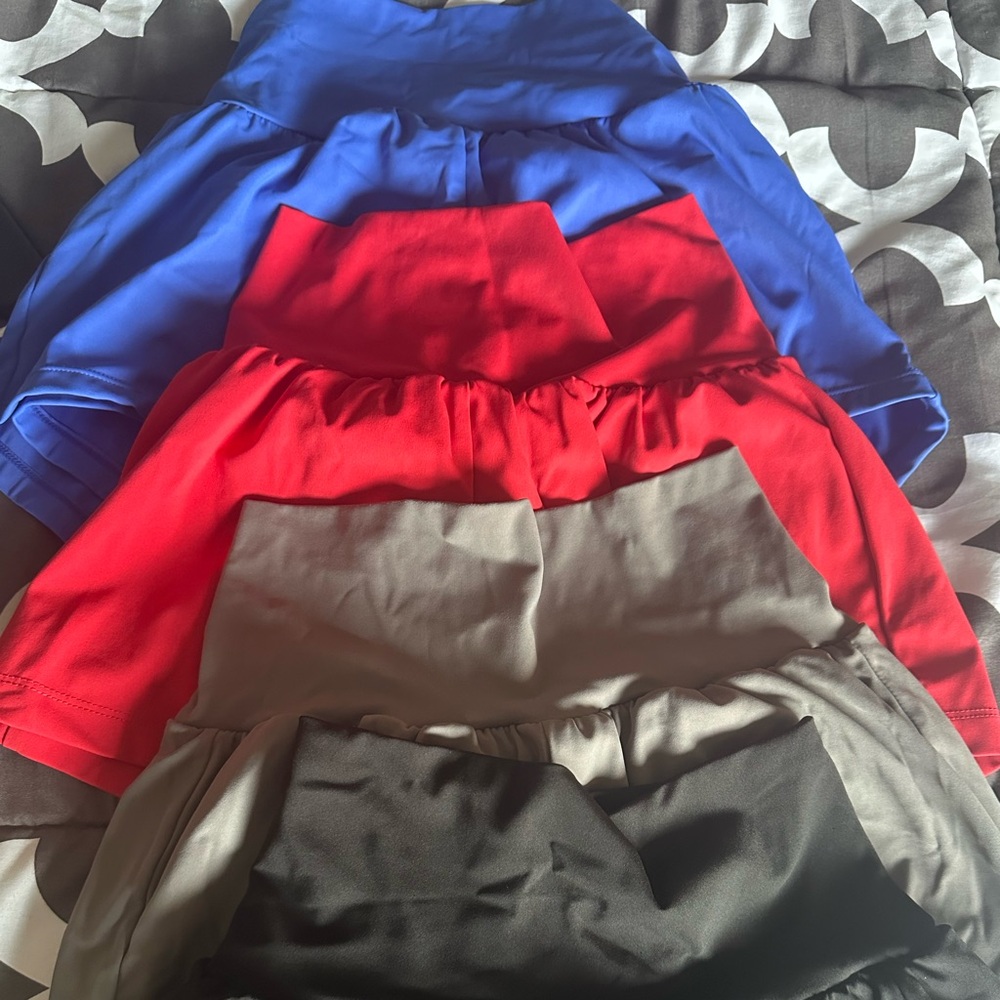 3pairs! Bundle of Halara viral shorts - Picture 3 of 4